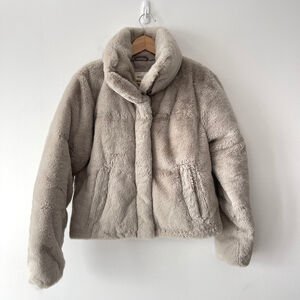 Abercrombie & Fitch Faux Fur Mini Puffer Jacket Gray Size Small
